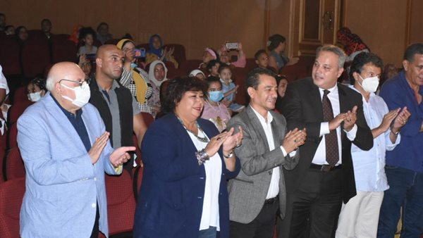 الفنان هشام عطوة