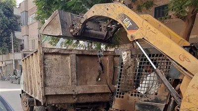 رفع قمامة وإزالة إشغالات من شوارع سمالوط بالمنيا
