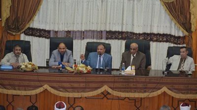 نائب رئيس جامعة الأزهر يشهد حفل تكريم العمداء السابقين بكلية أصول الدين والدعوة بأسيوط