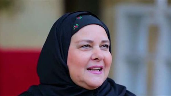 دلال عبد العزيز