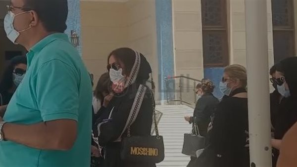 إلهام شاهين