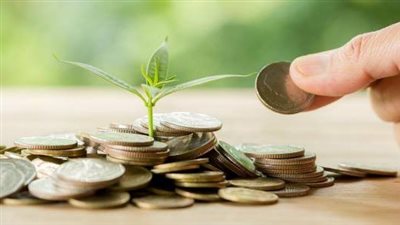 إمام بالأوقاف يوضح حكم وقف الصدقات عند مرور الشخص بضائقة مالية