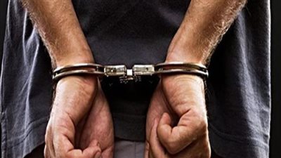 جهات التحقيق في السويس تقرر حبس عاطل بعد ضبطه بكميات من الحشيش والافيون