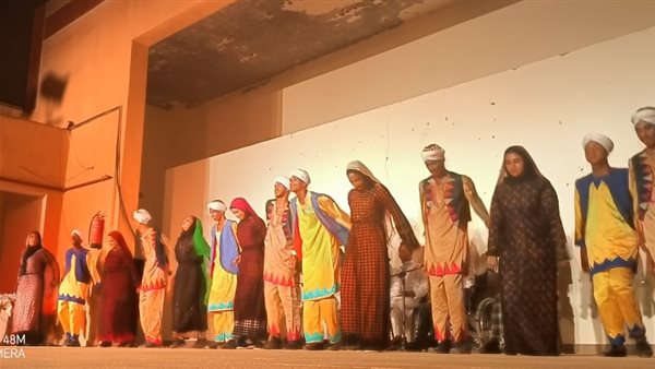 جانب من العروض 