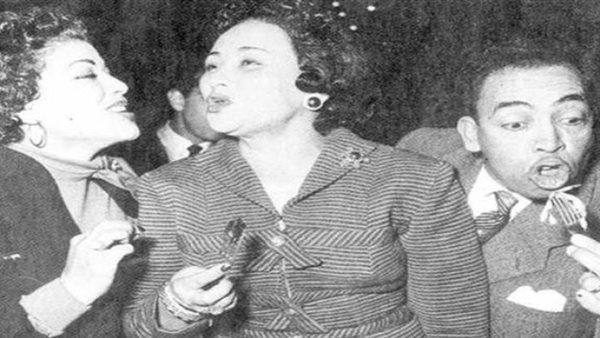 إسماعيل ياسين وثريا