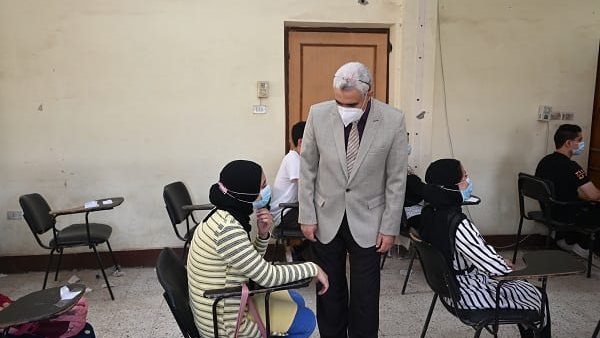 رئيس جامعة الفيوم