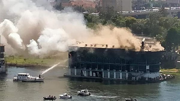 حريق بأحد المطاعم