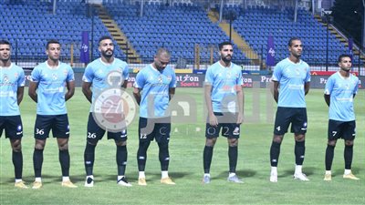 مشادة بين الزنفلي وأحمد ياسين.. والتعادل الإيجابي يحسم الشوط الأول لمباراة غزل المحلة والبنك الأهلي