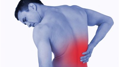  آلام ظهر خطيرة وحادة.. ما هو مرض القرص المنفتق؟ 