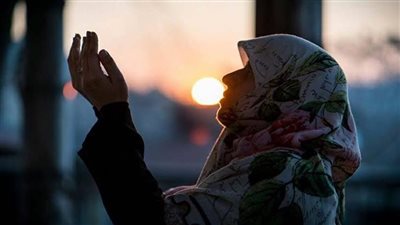 «الإفتاء» تبرز حكم الدين في دعاء الأم على أبنائها