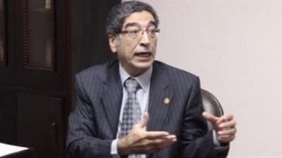 لماذا اختار المسرح القومي الكاتب المسرحي المصري عنوانًا لدورته الرابعة عشرة؟