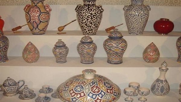 شيني تطلب تسوية مديونياتها