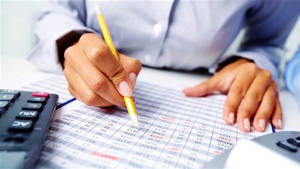 الإمضاء على قائمة