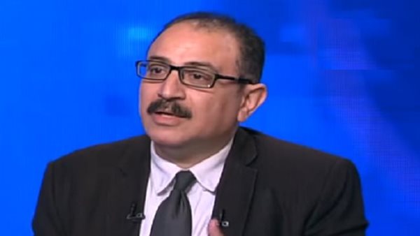 الدكتور طارق فهمي