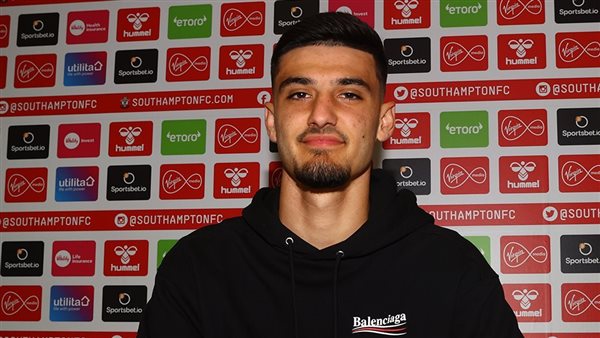 أرماندو بروخا