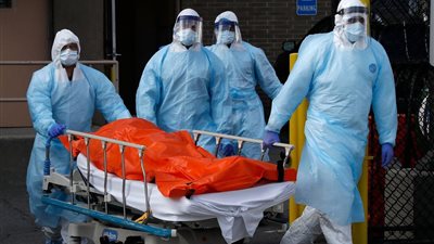 علماء بريطانيون يتوقعون انخفاض وفيات كورونا في البلاد هذا الشهر