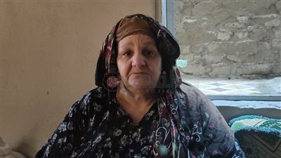 جدة الطفلة مريم ضحية التنمر بعد استجابة السيسي لعلاجها: ينصره على مين يعاديه «صور وفيديو»