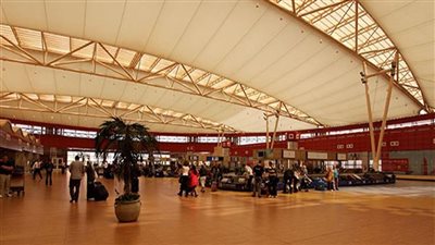 وصول أولى رحلات مصر للطيران القادمة من روسيا إلى مدينة شرم الشيخ