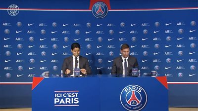 ناصر الخليفي: أشكر عائلة ميسي لإقناعه بالانتقال إلى باريس سان جيرمان