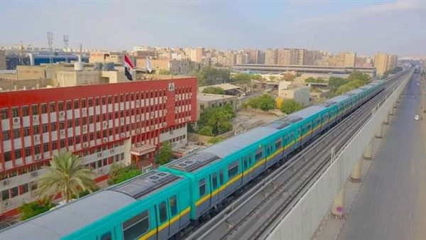 الخط الثالث لمترو