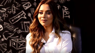 بلقيس تحتفل مع سميرة سعيد وليلى علوي وإلهام شاهين في افتتاح أول مسرح استعراضي بالساحل 