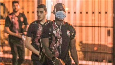 الأهلي يصل إلى استاد الإسكندرية استعدادا لمواجهة الإسماعيلي