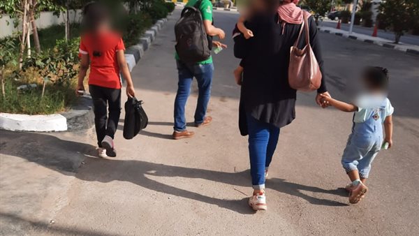 فريق أطفال وكبار