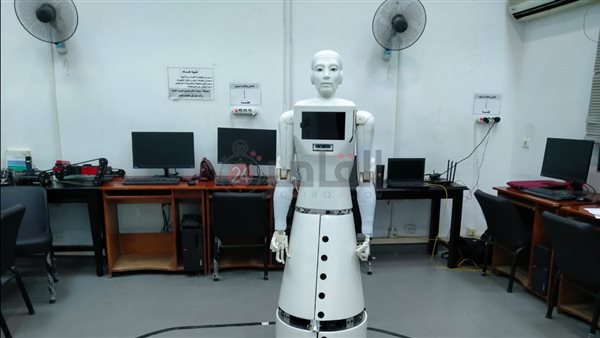 الروبوت الآلي الممرضة