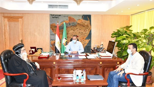 محافظ الفيوم يتسقبل