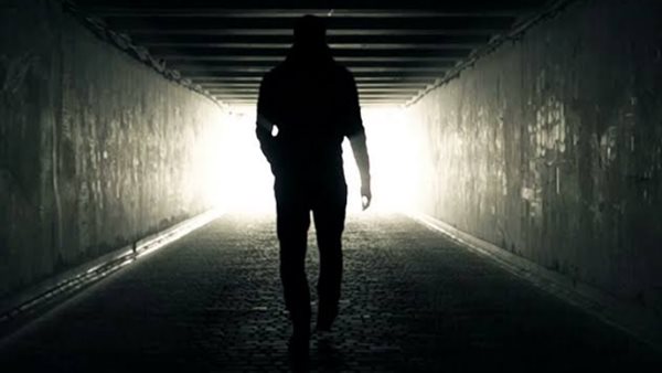 تعبيرية-الشخص الملحد