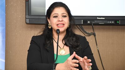 رواد 2030: إطلاق الفرع الأول من عيادات الأعمال قريبًا