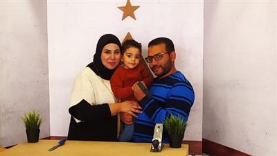 ملناش غيرك يا ريس.. أسرة تستغيث بالسيسي لعلاج ابنها المصاب بالضمور العضلي «صور وفيديو»