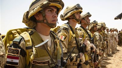 استشهاد وإصابة 9 أفراد من القوات المسلحة خلال مداهمات لعناصر تكفيرية بسيناء