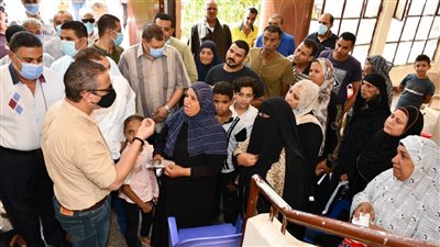 تخفيض القيمة الإيجارية وزيادة مُدة العقود.. أبرز مشكلات قاطني عقار الإيواء بالفيوم.. والمحافظ يتدخل «صور»