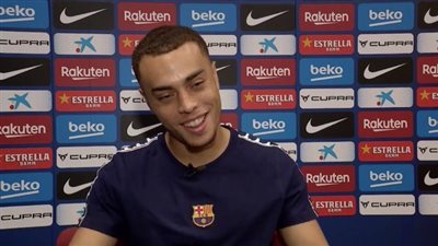 ديست: برشلونة يشعر بالغرابة بعد رحيل ميسي