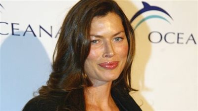 عارضة أزياء ترفع قضية ضد فنان أمريكي شهير لتعرضها للاغتصاب