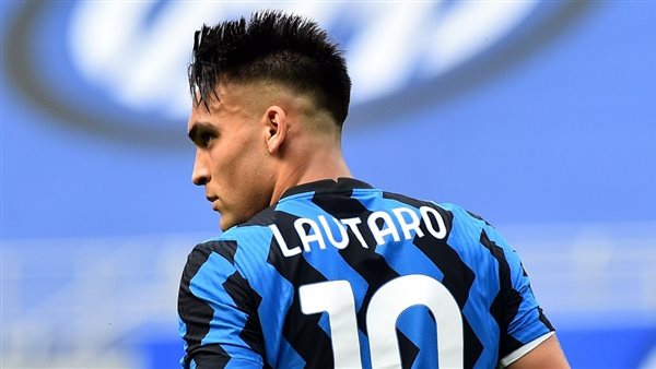 لاوتارو مارتينيز.