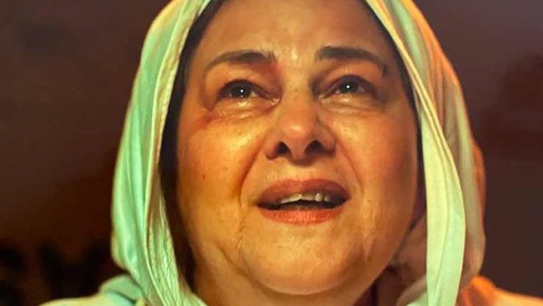 دلال عبد العزيز