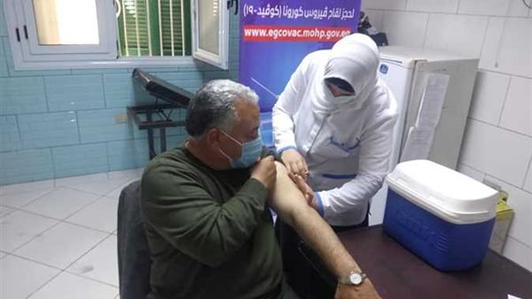 تطعيمات لقاحات فيروس