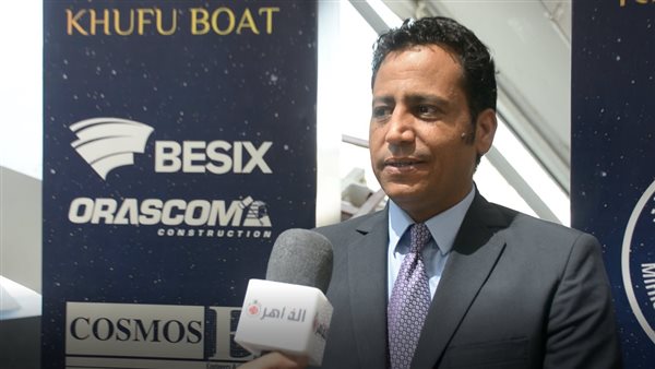  الدكتور الطيب عباس،