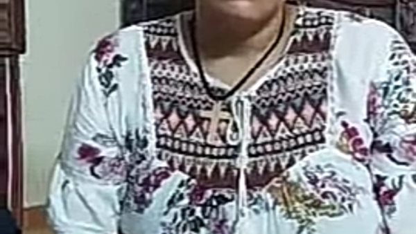 والدة الطفل المريض