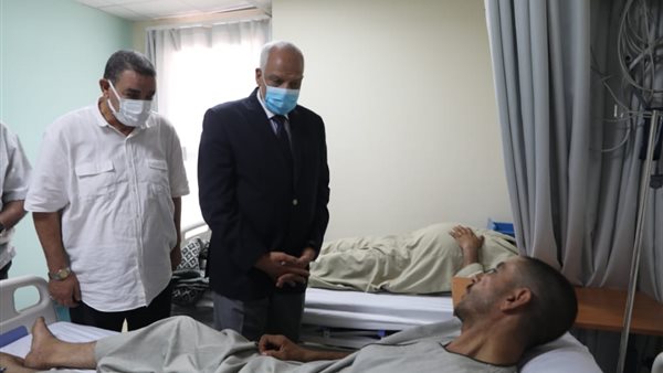 محافظ الجيزة في مستشفى