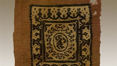 متحف الآثار بمكتبة الإسكندرية يعرض قطعة من نسيج صوف القباطي 