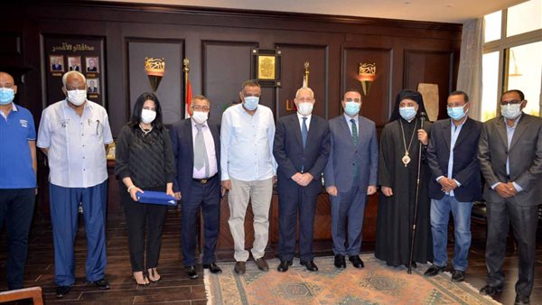 خلال التكريم