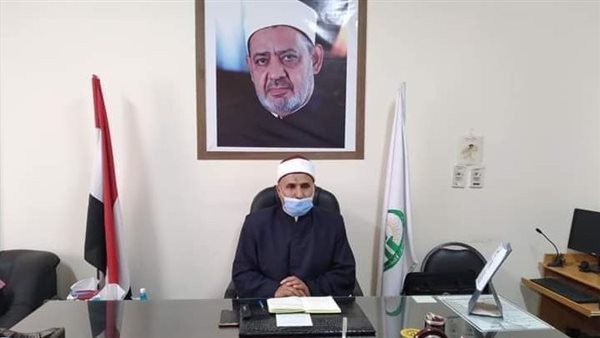  الدكتور مؤمن الهوارى