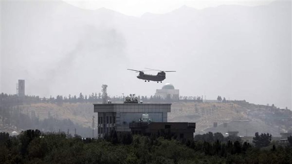 مغادرة البعثة الأمريكية