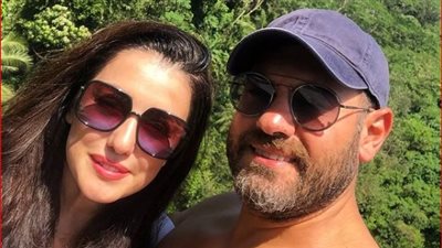 كندة علوش لـ عمرو يوسف: وجودك بيهون أي شيء صعب