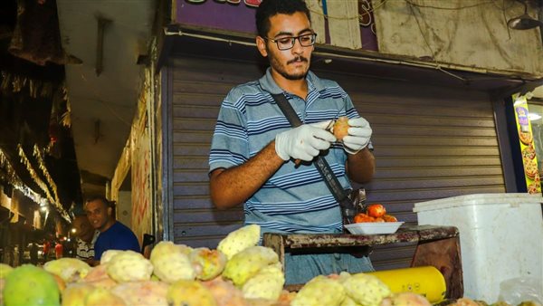 كمال بائع التين الشوكي