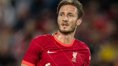 ليفربول يعلن فى بيان رسمي رحيل مدافع الفريق إلى شيفيلد يونايتد 