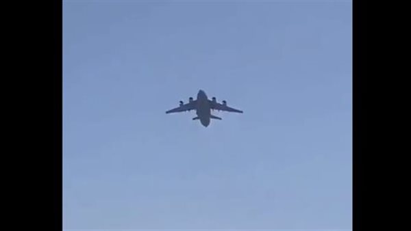 طائرة أقلعت من مطار